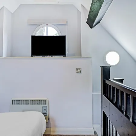 Hotel Oyo Dovecote Birmingham